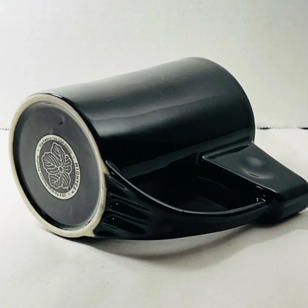 High Tea mug black w/ tea bag holder